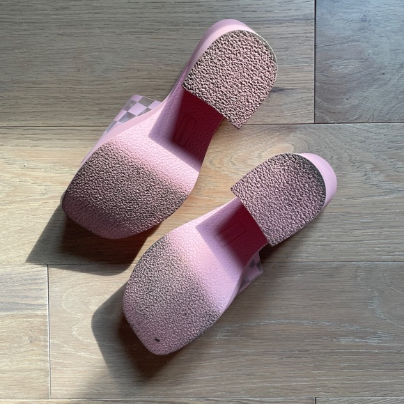 Pink platform sandals - Picture 4 of 4
